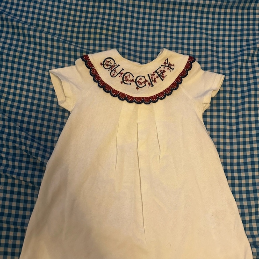 Gucci White Formal Dress with Embroidered Logo Collar